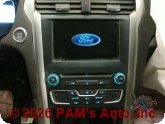 Vehicle photo 13