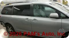 Vehicle photo 3