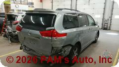 Vehicle photo 5