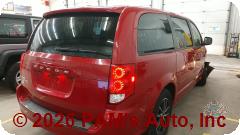 Vehicle photo 5