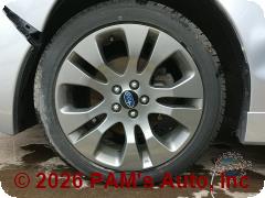 Vehicle photo 9