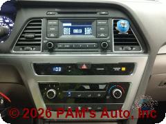 Vehicle photo 13