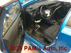 Vehicle photo 10