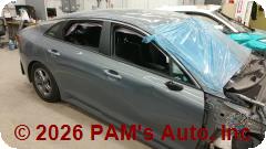Vehicle photo 3