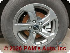 Vehicle photo 9