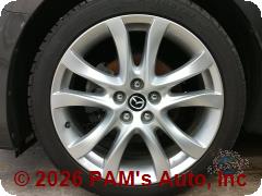 Vehicle photo 9