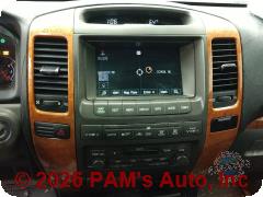 Vehicle photo 13