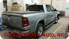 Vehicle photo 5
