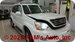 Vehicle photo 2