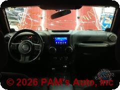 Vehicle photo 14