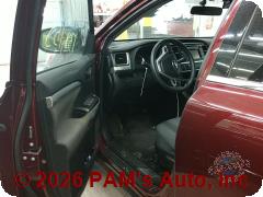 Vehicle photo 10