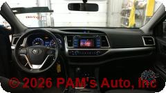 Vehicle photo 14