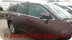 Vehicle photo 3