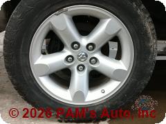 Vehicle photo 9