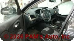 Vehicle photo 10