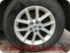 Vehicle photo 9