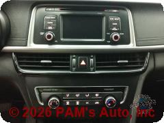 Vehicle photo 13