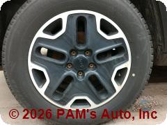 Vehicle photo 9