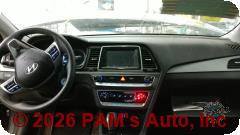 Vehicle photo 14