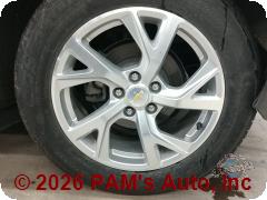 Vehicle photo 9