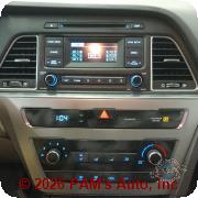 Vehicle photo 13