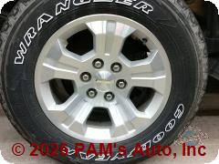 Vehicle photo 9