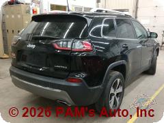 Vehicle photo 5