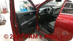 Vehicle photo 10