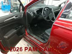 Vehicle photo 10
