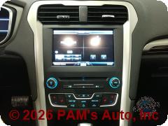 Vehicle photo 13