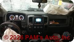 Vehicle photo 14