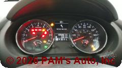Vehicle photo 12