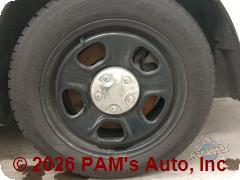 Vehicle photo 9