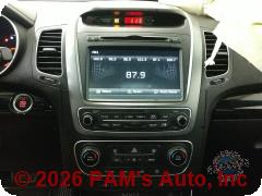 Vehicle photo 13