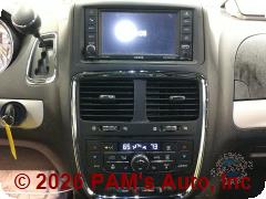 Vehicle photo 13