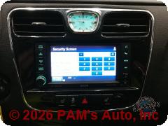 Vehicle photo 13