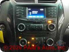 Vehicle photo 13