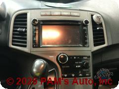Vehicle photo 13