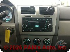 Vehicle photo 13