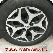 Vehicle photo 9