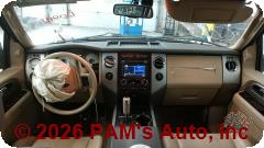 Vehicle photo 14