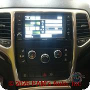 Vehicle photo 13
