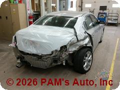 Vehicle photo 5
