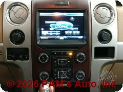 Vehicle photo 13