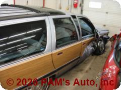 Vehicle photo 3