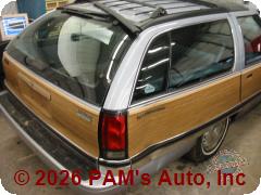 Vehicle photo 4