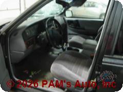 Vehicle photo 5