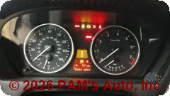 Vehicle photo 12