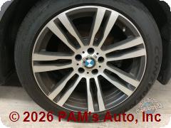Vehicle photo 9