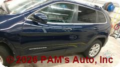 Vehicle photo 7